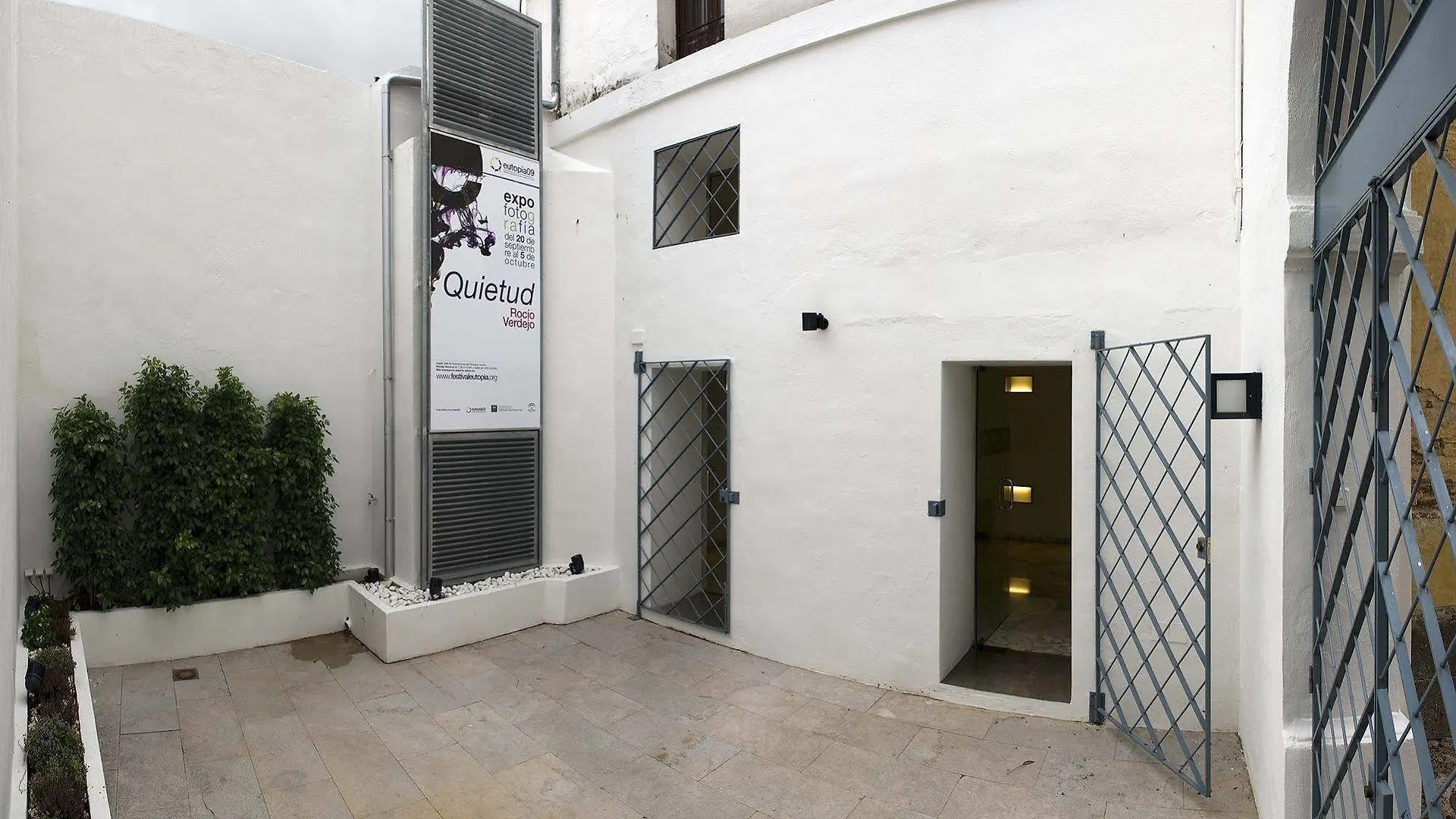 Hostal Albergue Inturjoven Córdoba España